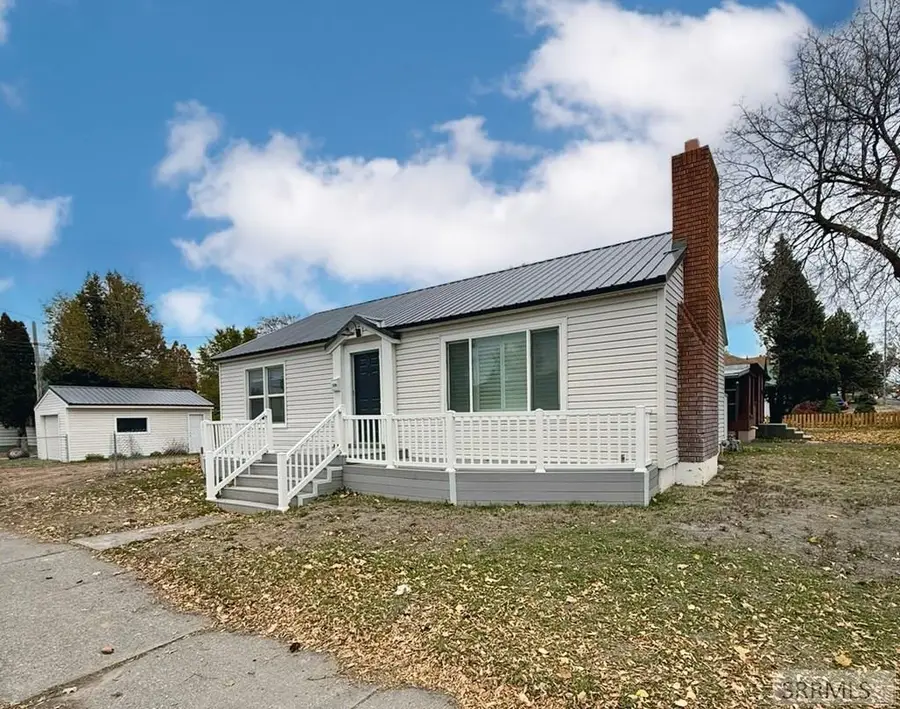 1699 Calkins Avenue, Idaho Falls, ID 83402 - Image #2