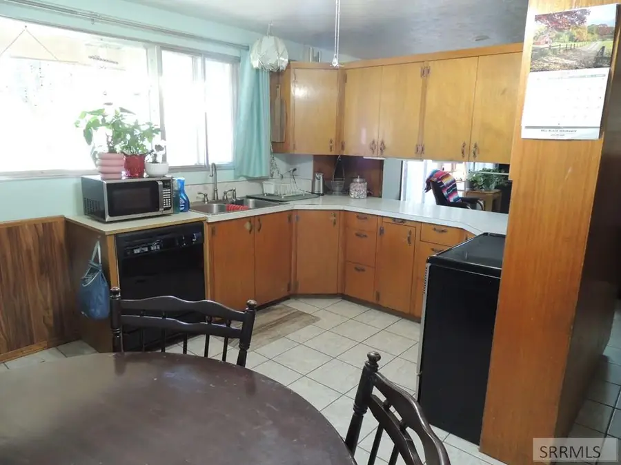 235 6th S #1, Saint Anthony, ID 83445 - Image #3