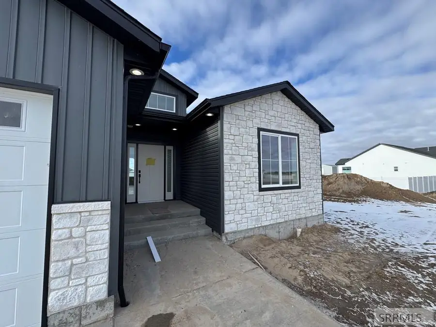 1574 845 E, Shelley, ID 83274 - #2