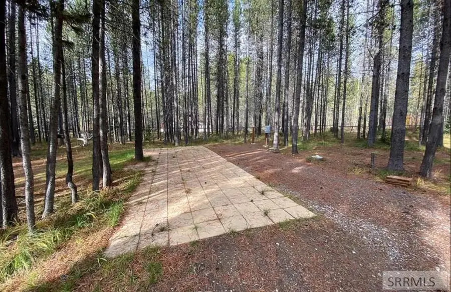 4042 Marlin Drive, Island Park, ID 83429 - Image #2