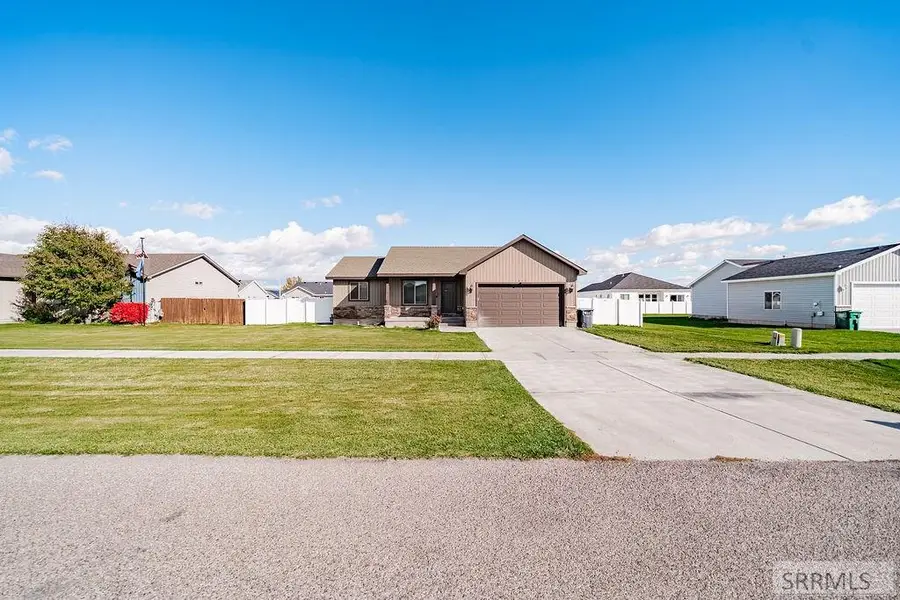 2060 Roy Drive, Idaho Falls, ID 83401 - Image #2