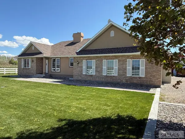 709 800 N, FIRTH, ID 83236