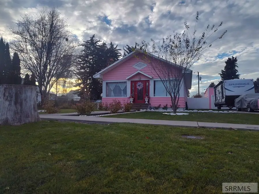 49 2nd W, Aberdeen, ID 83210 - Image #2