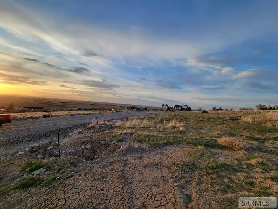 5800 Enos Dr, Idaho Falls, ID 83401 - Image #2