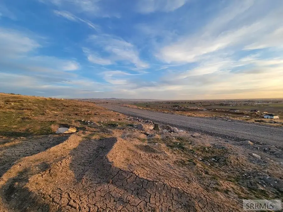 5770 Enos Dr, Idaho Falls, ID 83401 - Image #3