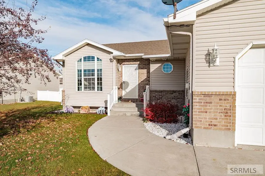 4145 Bracken Way, Ammon, ID 83406 - #2