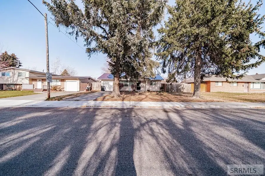 1810 Brentwood Drive, Idaho Falls, ID 83402 - Image #2