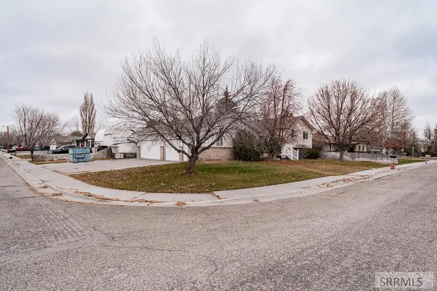 820 Adam Lane, Idaho Falls, ID 83401 - Image #3