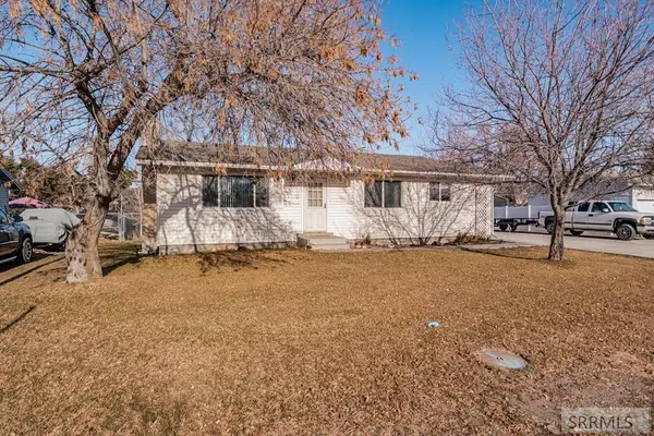 3925 109 N, UCON, ID 83454