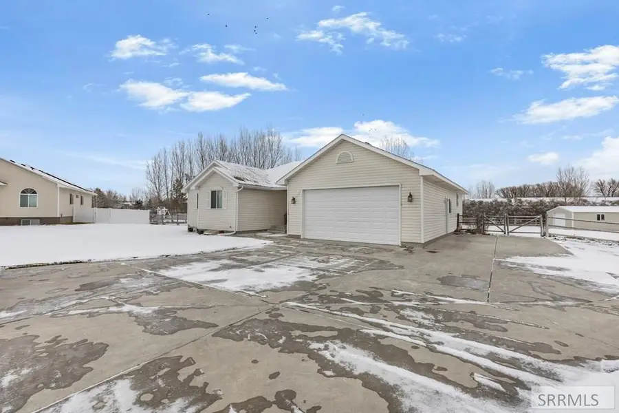 4388 Aschli Lane, Idaho Falls, ID 83406 - Image #3