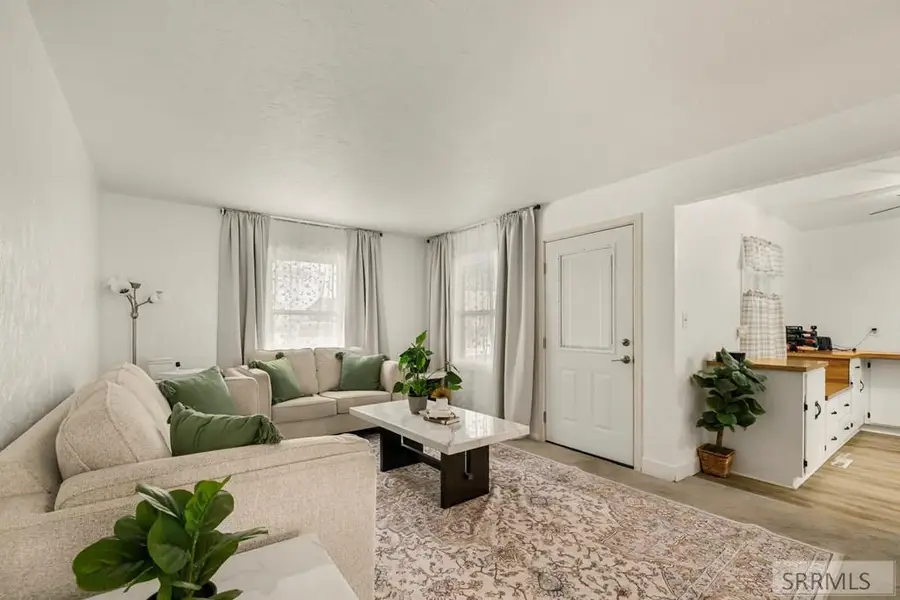 4590 15th E, Idaho Falls, ID 83401 - Image #2