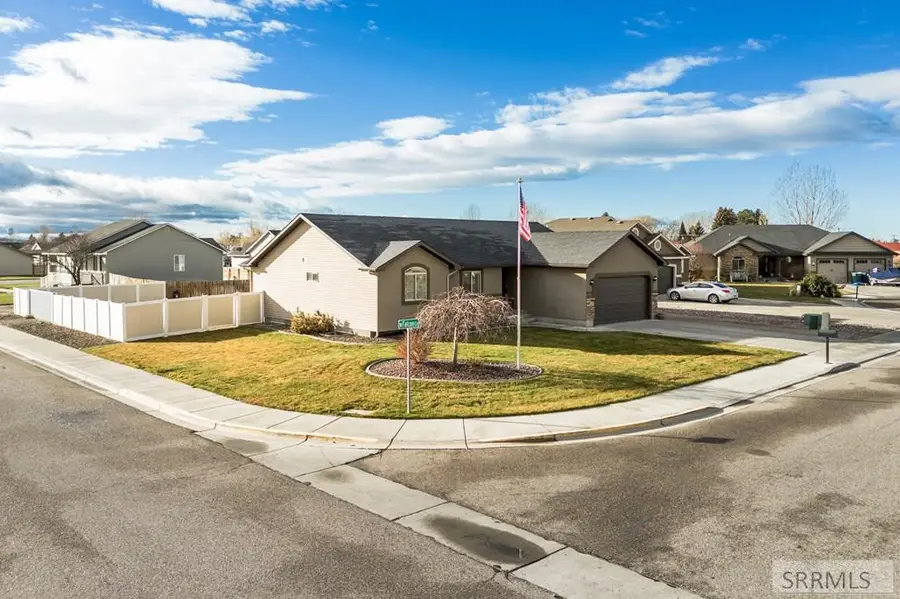 805 Falcon Circle, Blackfoot, ID 83221 - Image #2