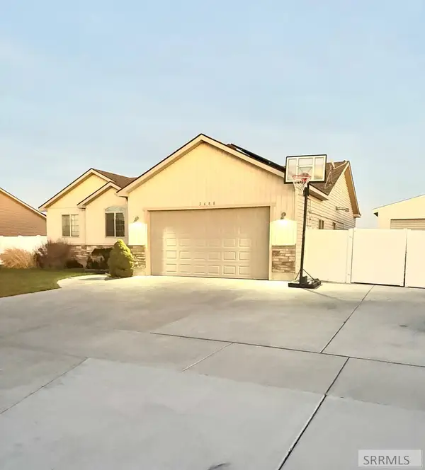3688 Shale Avenue, AMMON, ID 83401