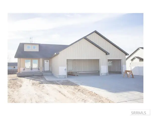 3888 Hemlock Lane, RIGBY, ID 83442