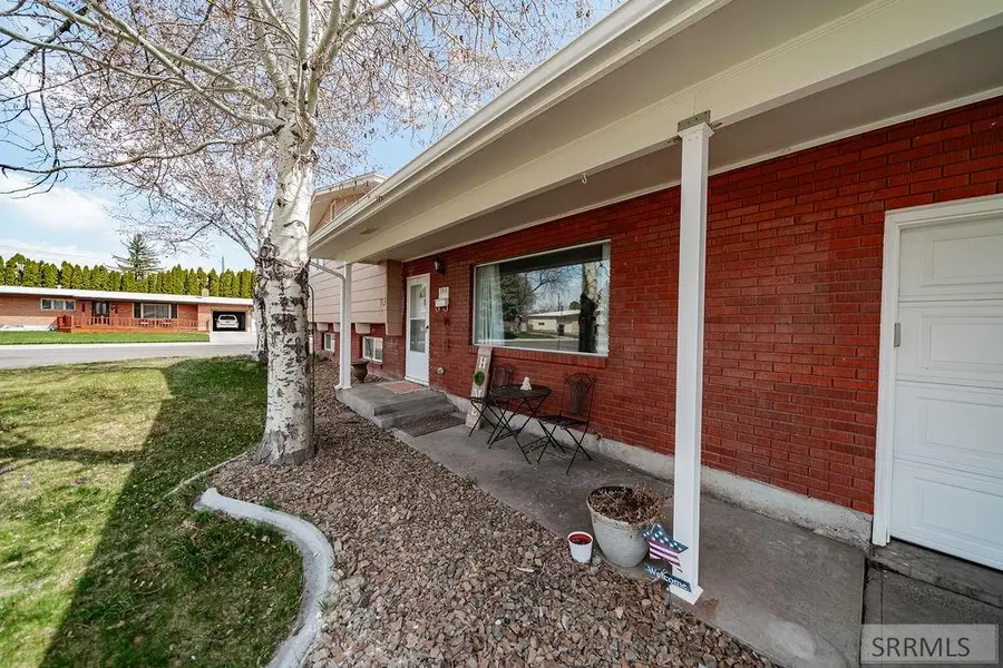 396 Redwood Drive, Idaho Falls, ID 83401 - Image #3