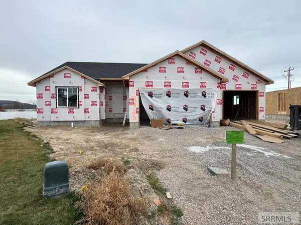 4925 Pierce Ave, CHUBBUCK, ID 83202