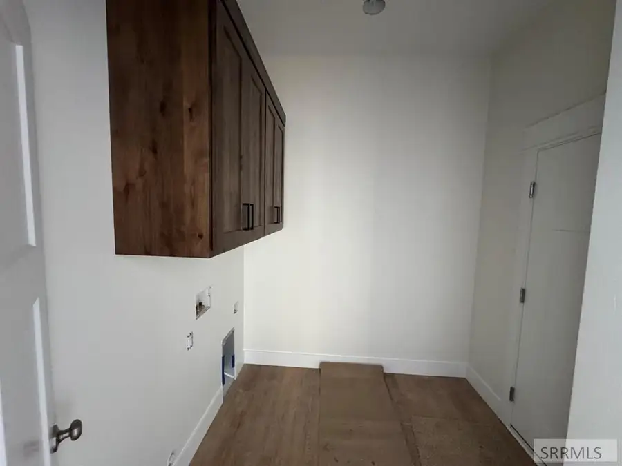 4925 Pierce Ave, Chubbuck, ID 83202 - #3