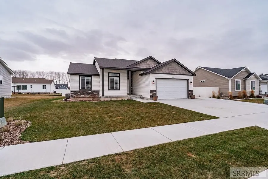 4232 Athlen Way, Idaho Falls, ID 83401 - Image #3