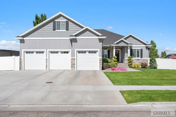 4135 Hazelwood Way, AMMON, ID 83406