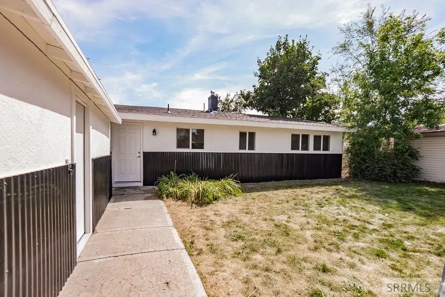 1116 Lovejoy Street, Idaho Falls, ID 83401 - Image #2