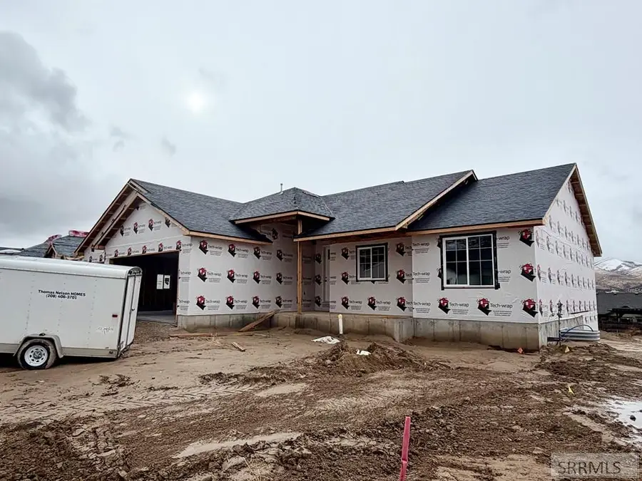 3013 Dewinter Dr, Pocatello, ID 83204 - Image #2