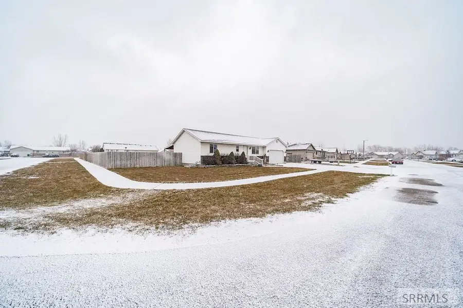 3321 Larson Drive, Idaho Falls, ID 83401 - Image #3
