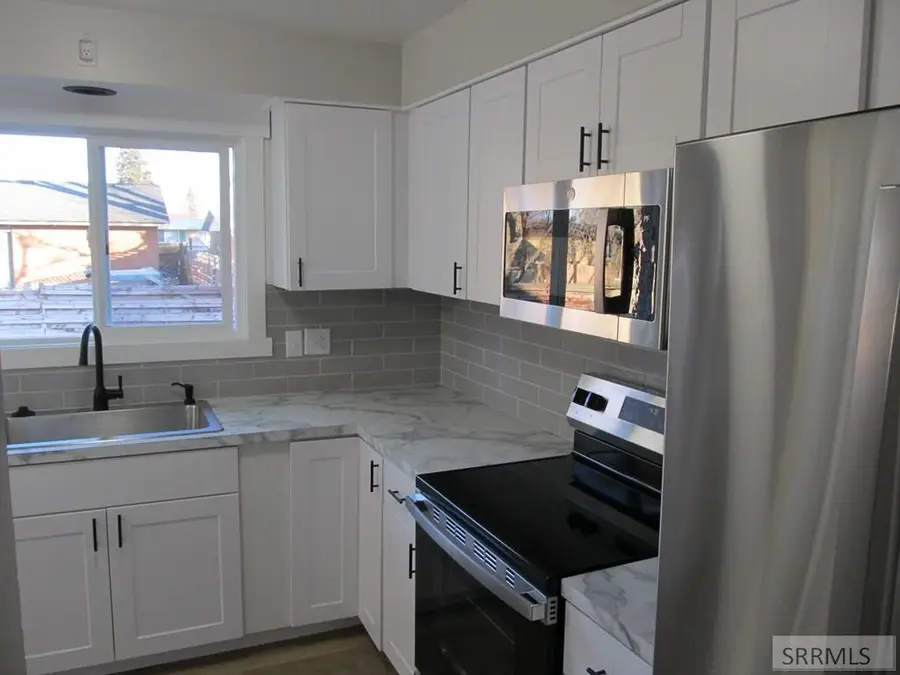 1875 Falcon Drive, Idaho Falls, ID 83406 - Image #3