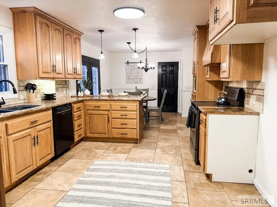 324 Homestead Lane, Idaho Falls, ID 83404 - Image #3