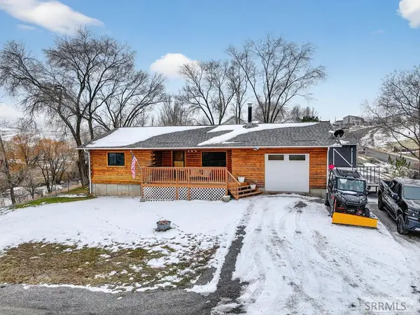 2458 Adrianne Way, AMERICAN FALLS, ID 83211