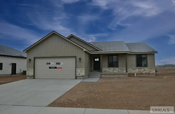 3097 Peacock Lane, AMMON, ID 83406