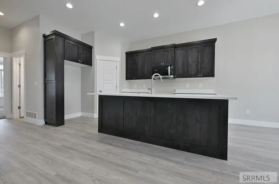 3653 Eugene Avenue, Ammon, ID 83406 - Image #3