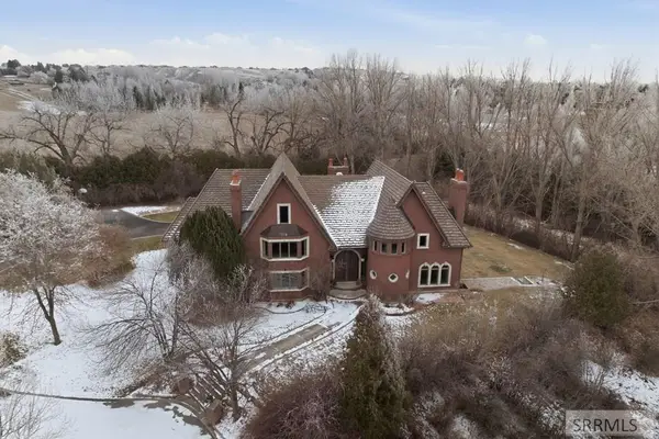 4976 49th S, IDAHO FALLS, ID 83406