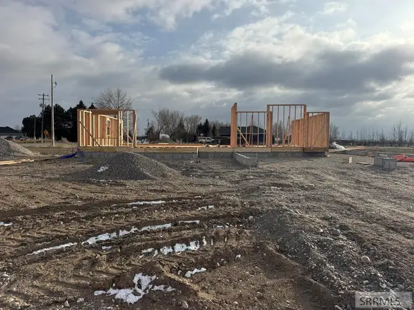 303 W 320 N, BLACKFOOT, ID 83221