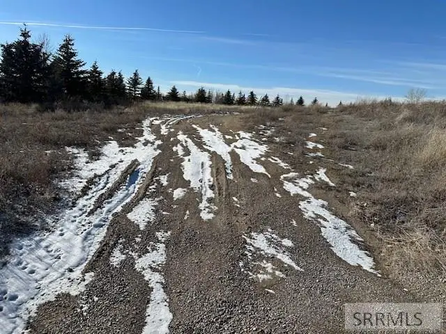 2794 Clackamas Creek Dr, Ammon, ID 83406 - Image #2