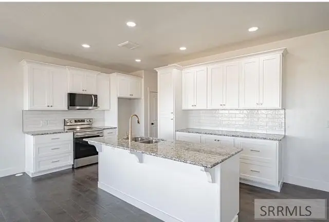 102 Stocktrail Drive, Rigby, ID 83401 - #3