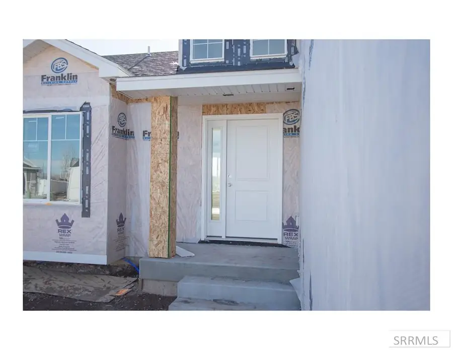 4500 Blackstone Drive, Idaho Falls, ID 83404 - #2