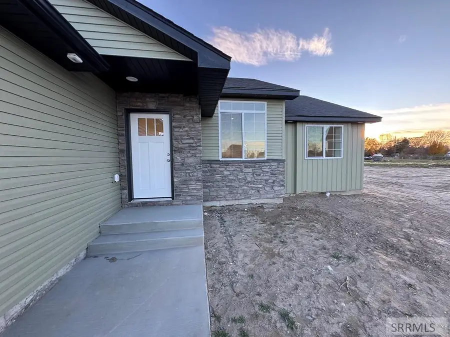404 Kelton Circle, Shelley, ID 83274 - #2