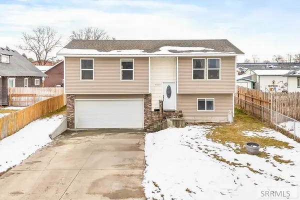 1007 Falls Avenue, AMERICAN FALLS, ID 83211