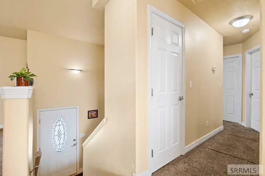 1007 Falls Avenue, American Falls, ID 83211 - #3