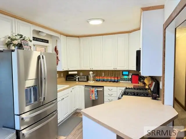 5289 Free Avenue, Iona, ID 83427 - #3