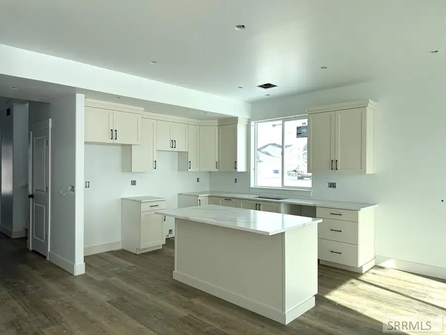 2195 550 S, Rexburg, ID 83440 - #3