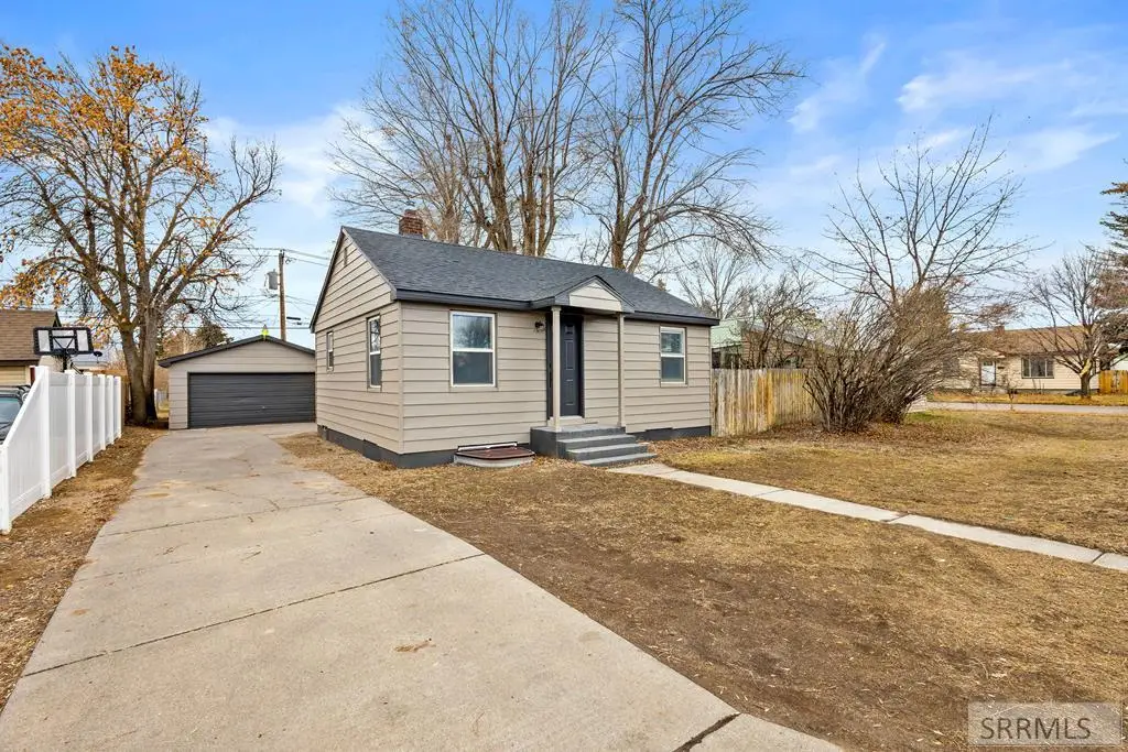 218 17th Street, Idaho Falls, ID 83404 - #1