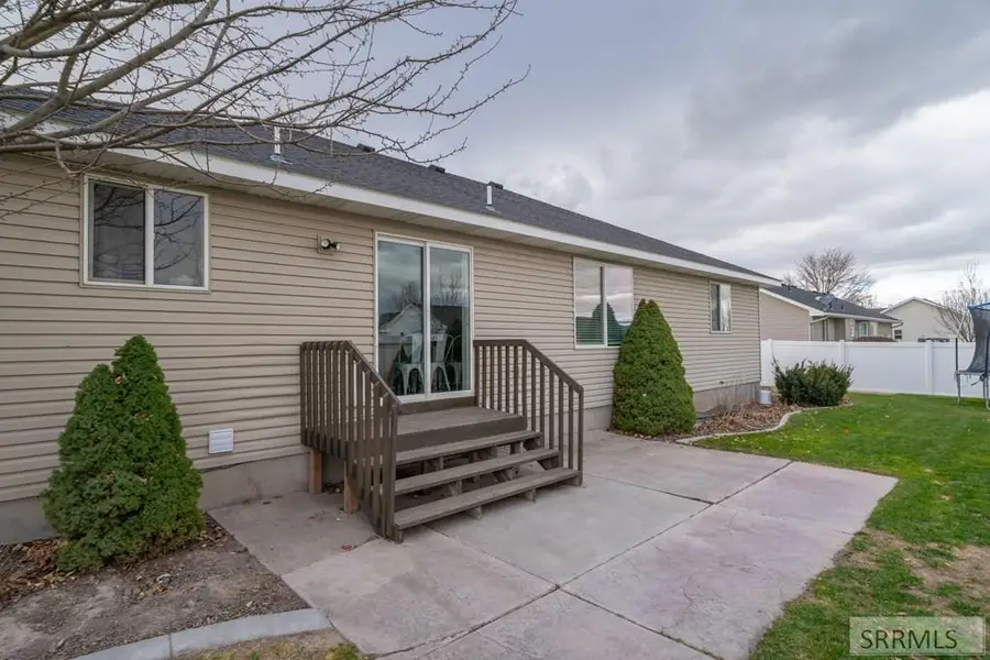 5559 Treyden Drive, Ammon, ID 83406 - #3