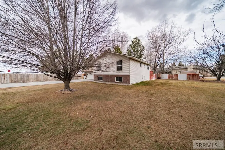 3 660 W, Blackfoot, ID 83221 - #3