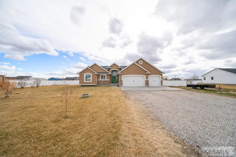 3836 120 N, Rigby, ID 83442 - #3