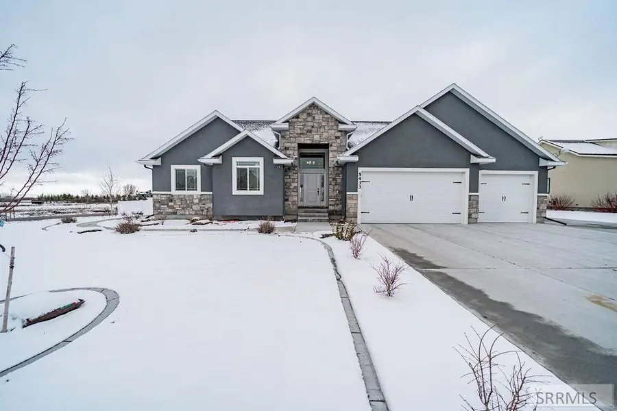 5433 Klamath Falls St, Ammon, ID 83406 - #3