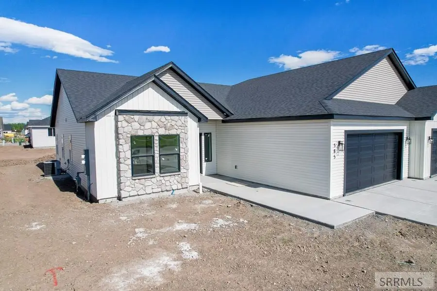 578 Austin Avenue, Sugar City, ID 83440 - #2