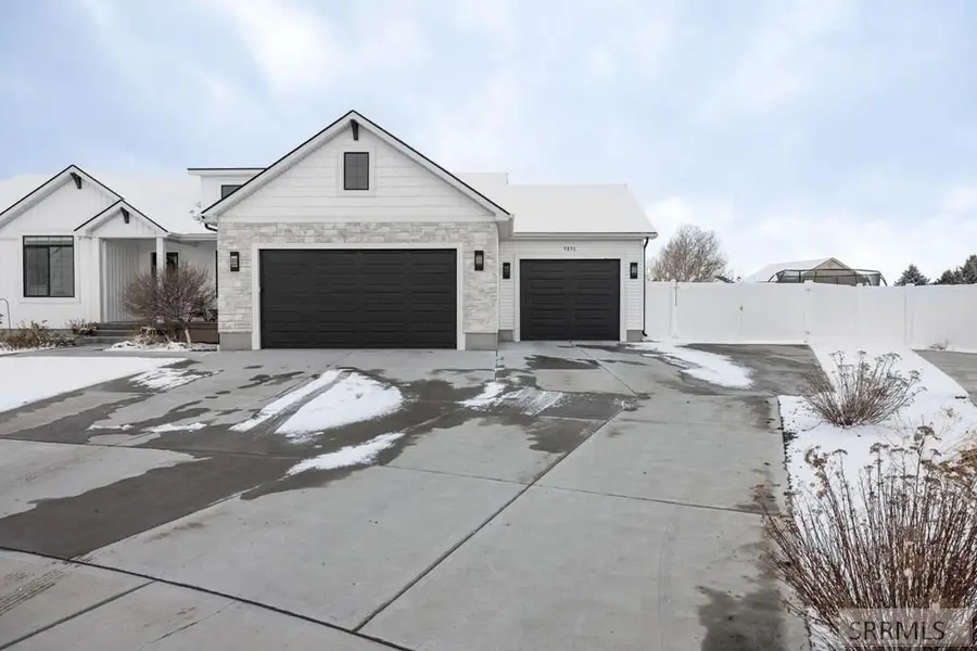 5031 Dutson Drive, Iona, ID 83427 - #3