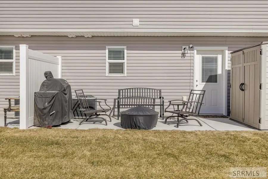 2015 Lawrence Lane #2002, Blackfoot, ID 83221 - #3