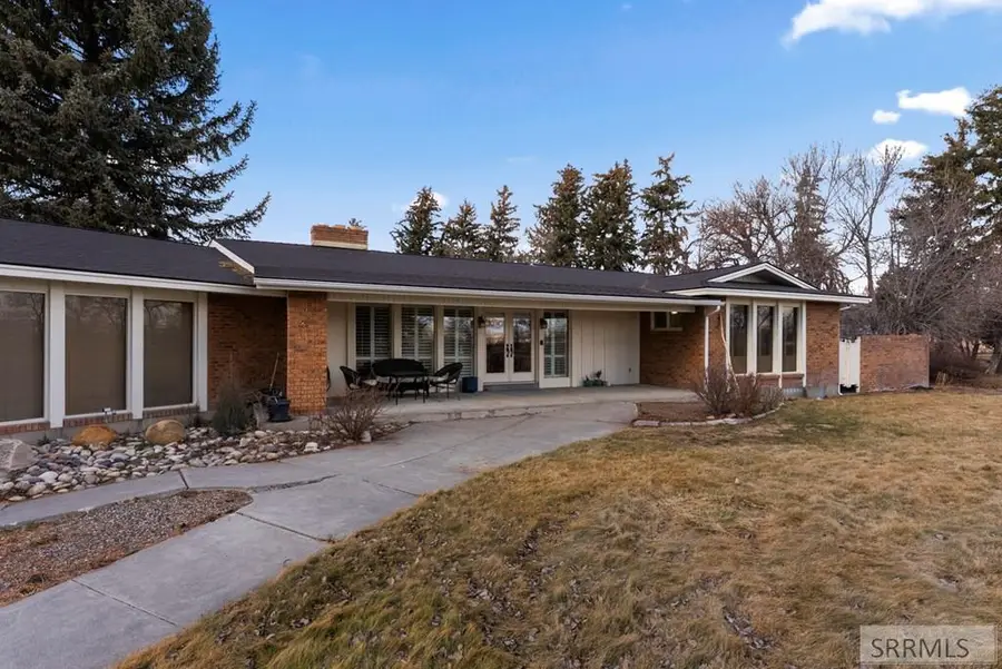 9230 1st E, Idaho Falls, ID 83404 - #3